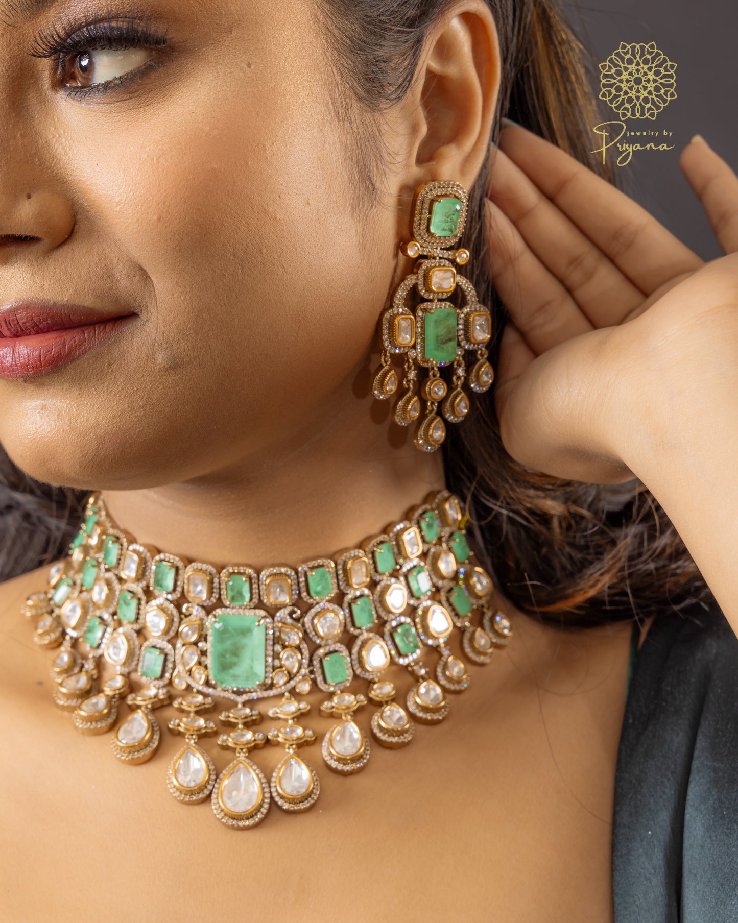 Samaira Necklace Set