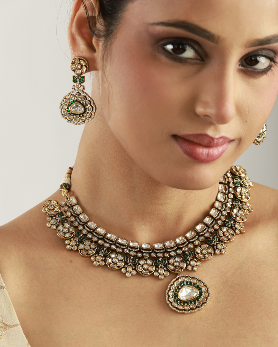 Arohi Necklace Set