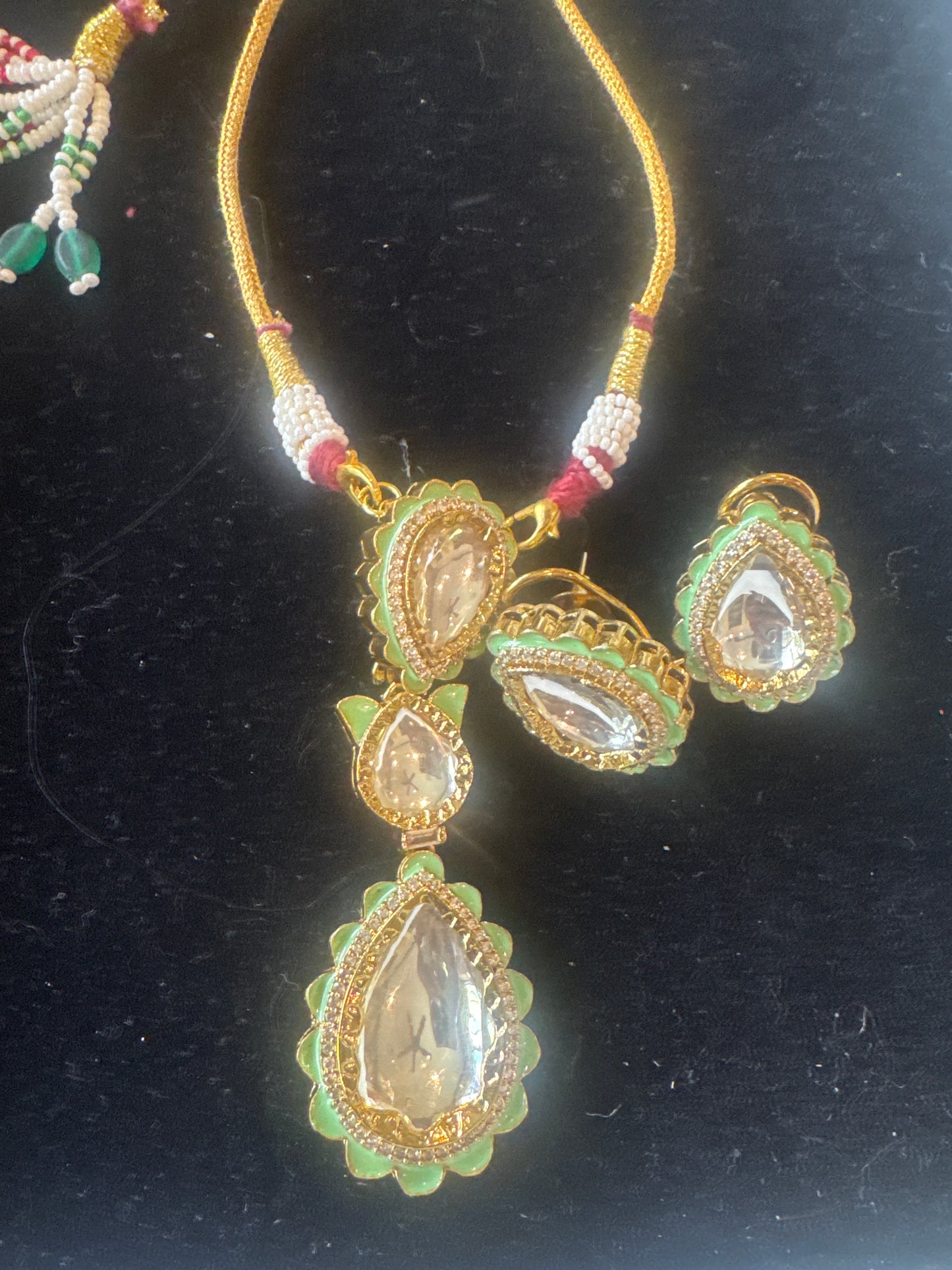 ENCHANTED EMERALD SET