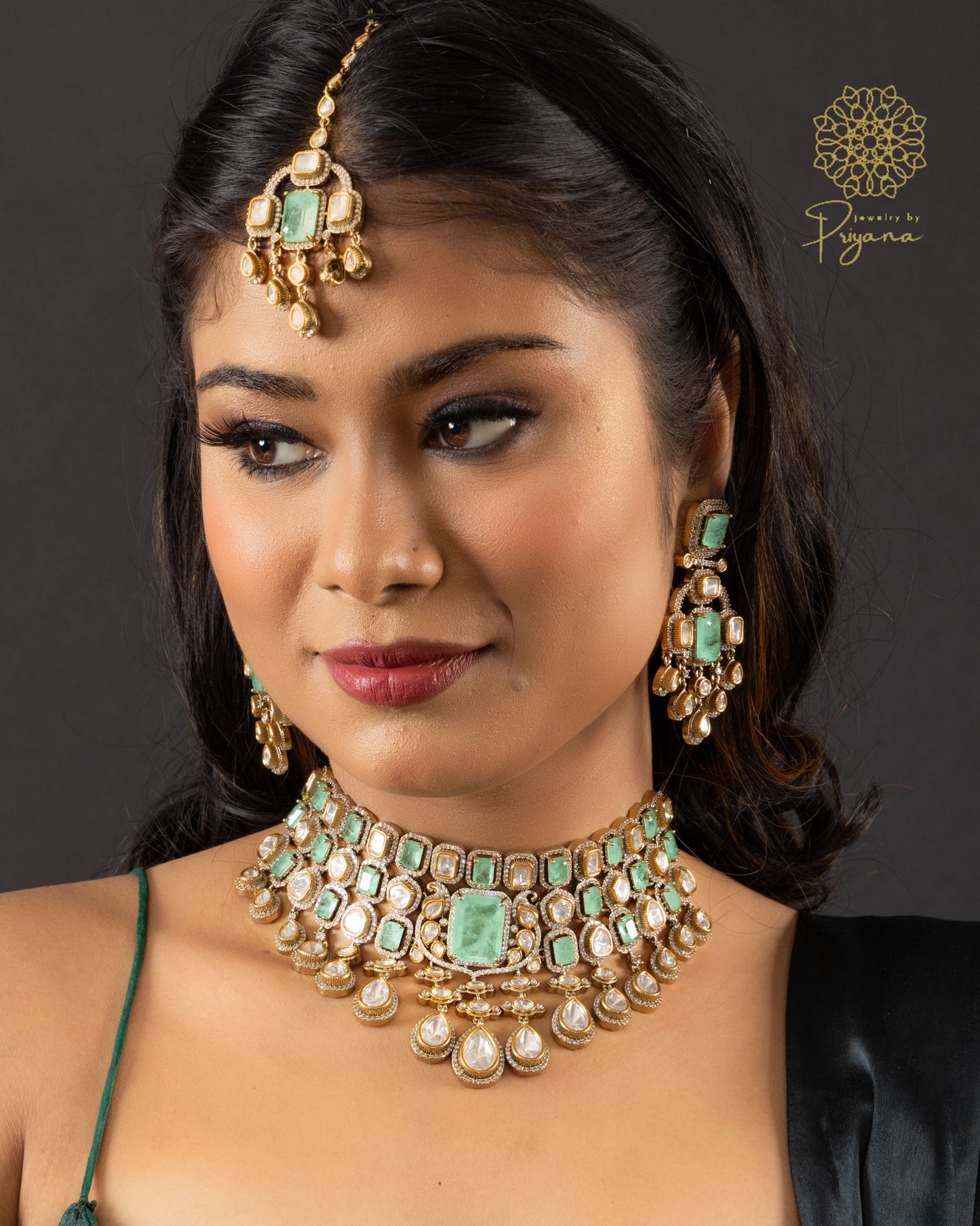 Samaira Necklace Set