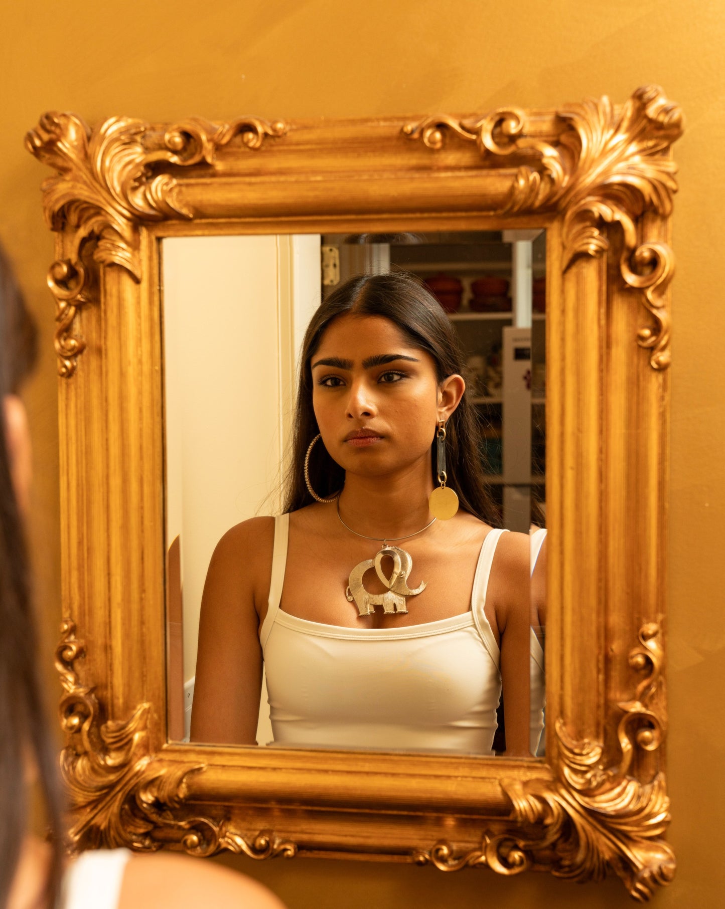 ESHANI: STRENGTH IN ELEGANCE πβ¨
