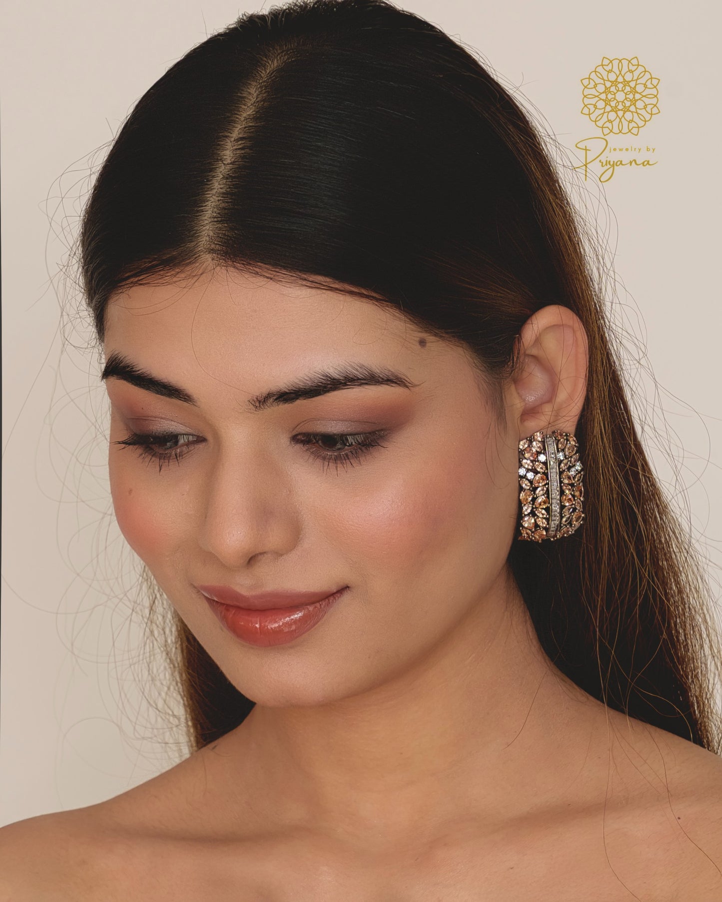 GOLDEN BLOOM HOOP EARRINGS