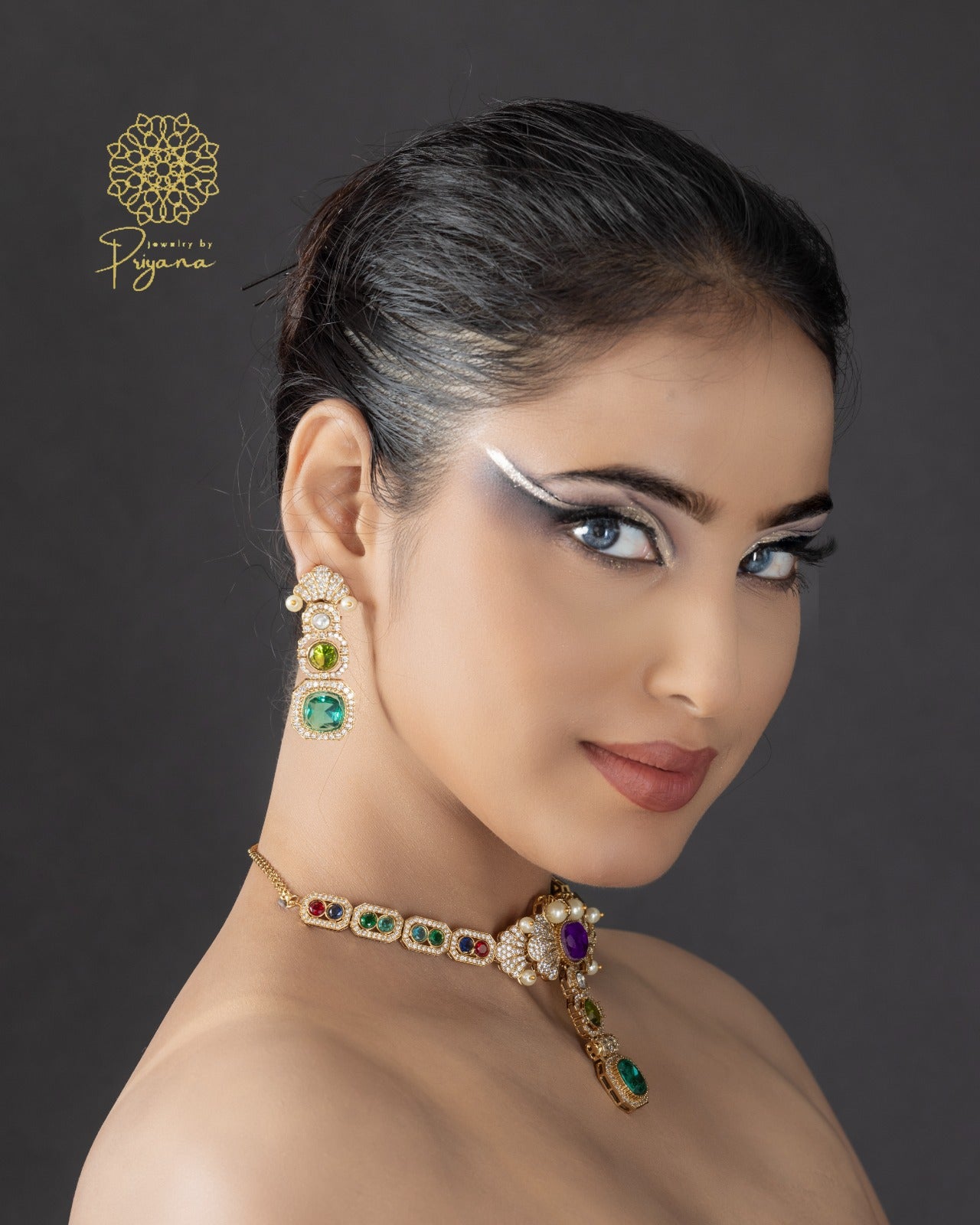 Pari Choker Set