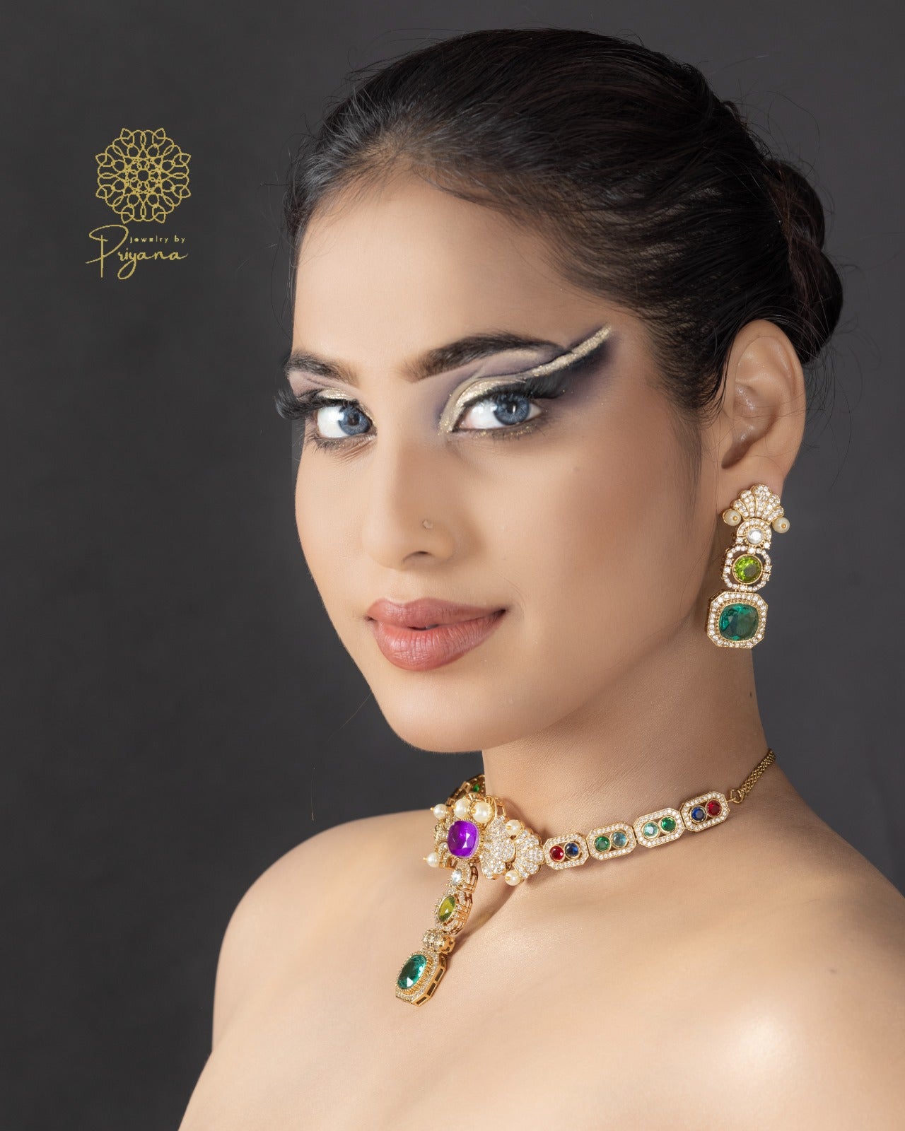 Pari Choker Set