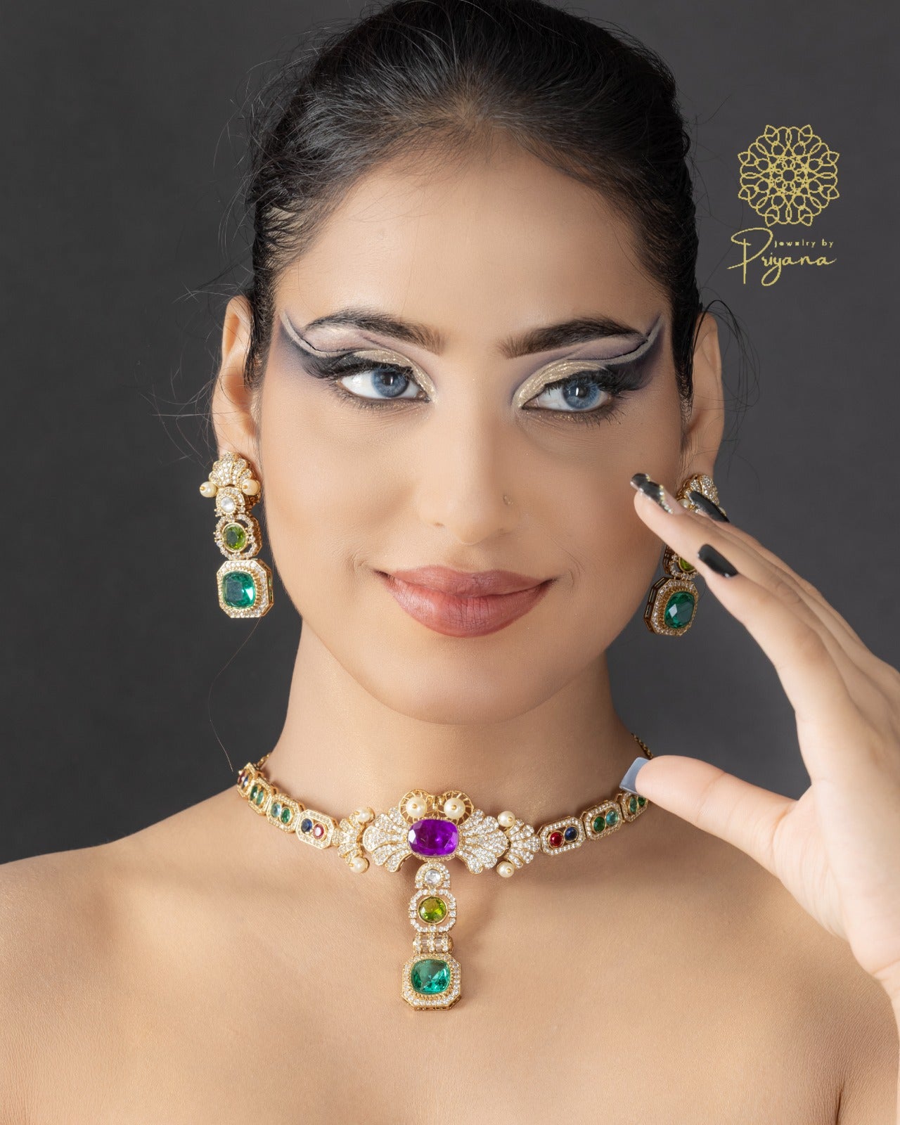 Pari Choker Set