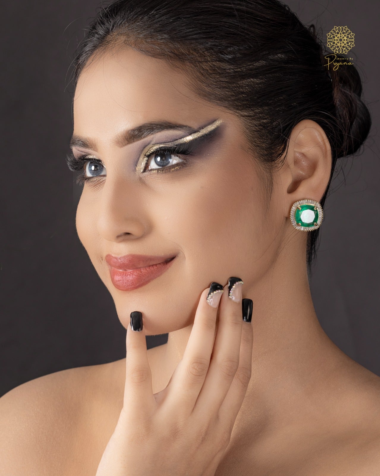 Moonay Stud Earrings