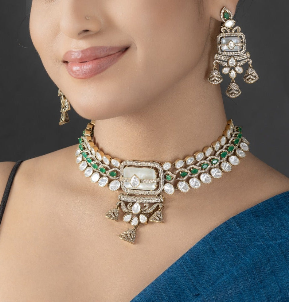 Upasna Necklace Set