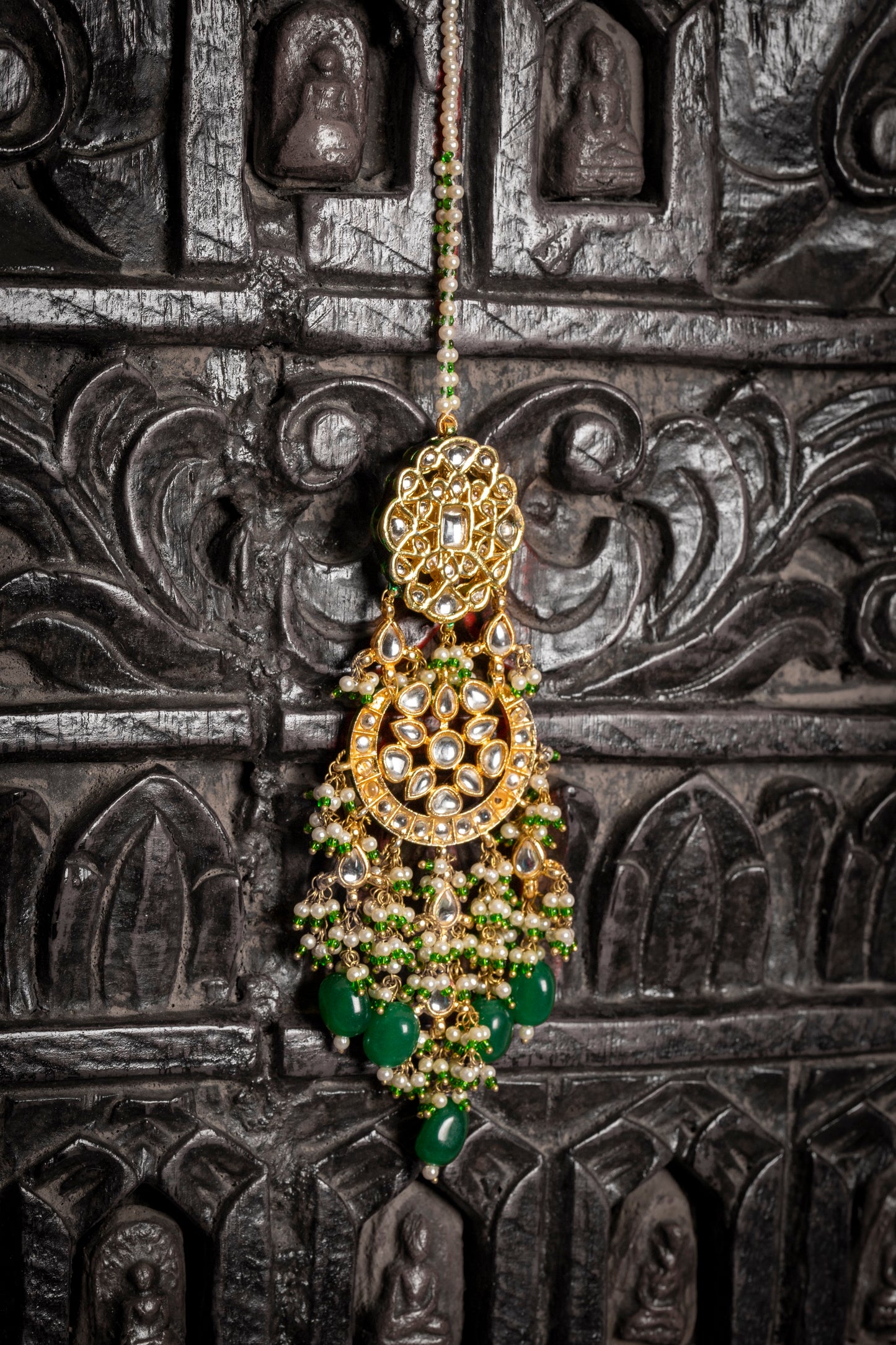 EMERALD ELEGANCE CHAND - MAANG TIKKA