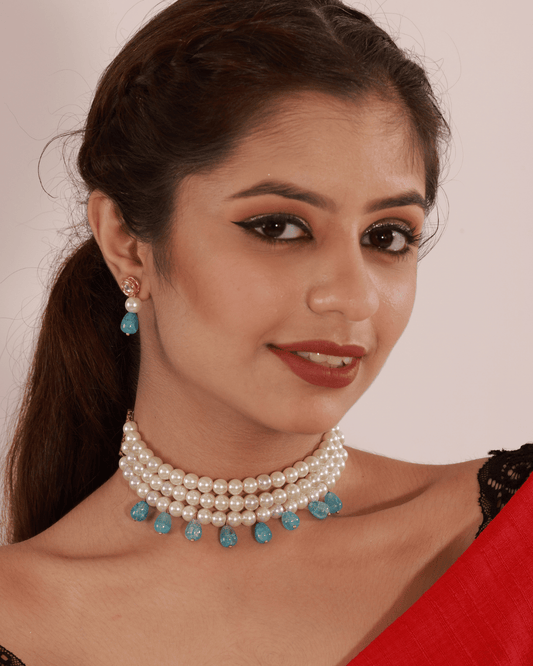 Gauri Kundan Pearl Choker Set