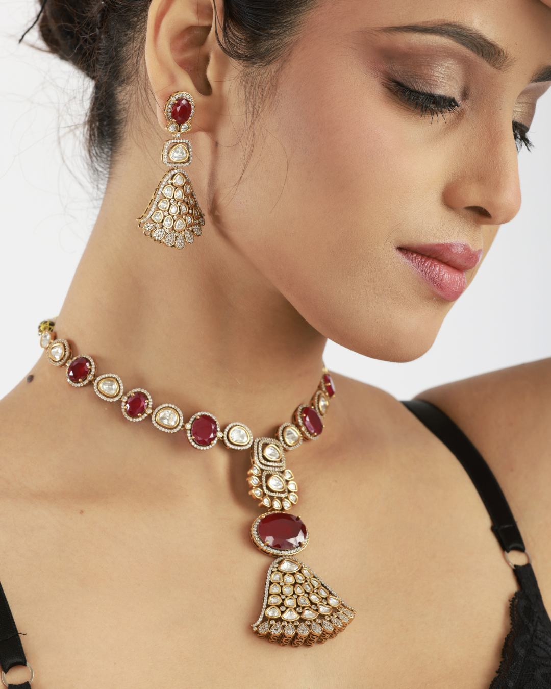 Sunaina Necklace Set