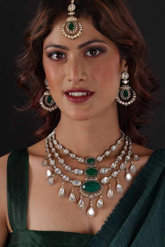 NANDINI NECKLACE SET
