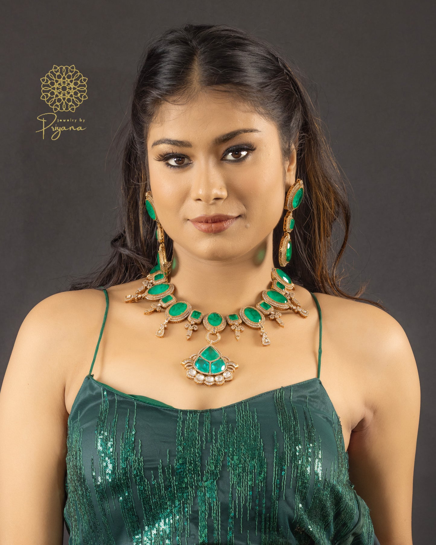 Reya Necklace Set