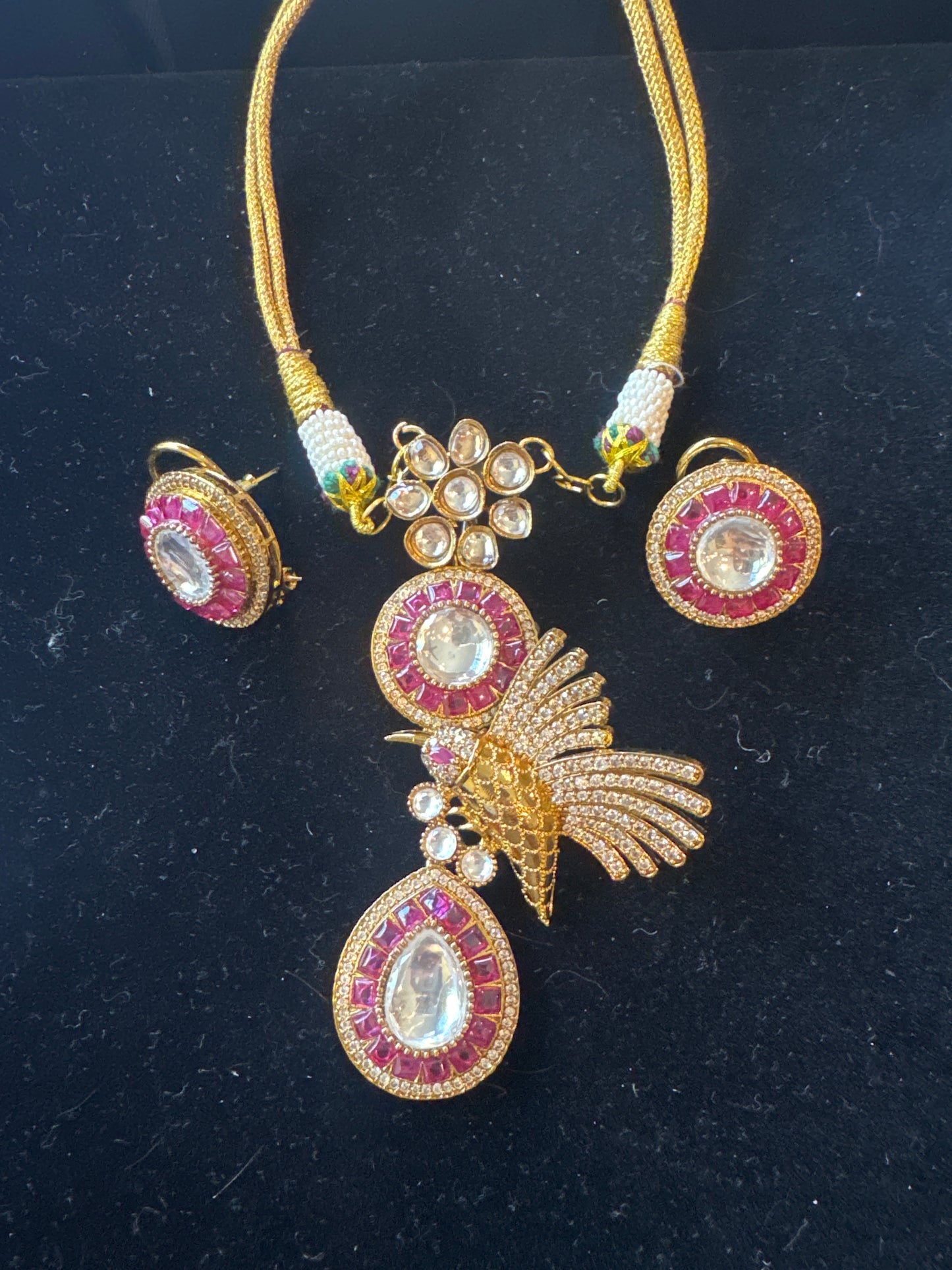 ROYAL MAJESTY CHOKER
