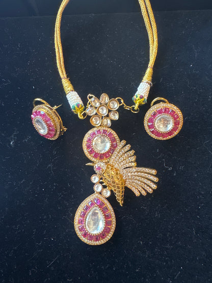 ROYAL MAJESTY CHOKER