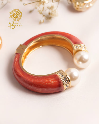 CRIMSON GRACE CUFF