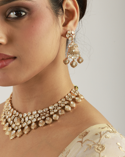 Zaria Kundan Set