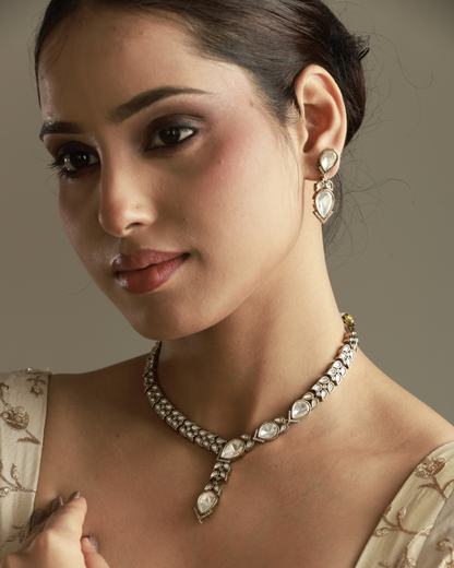 Noor Kundan Pendant Set