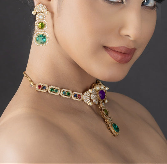 Pari Choker Set