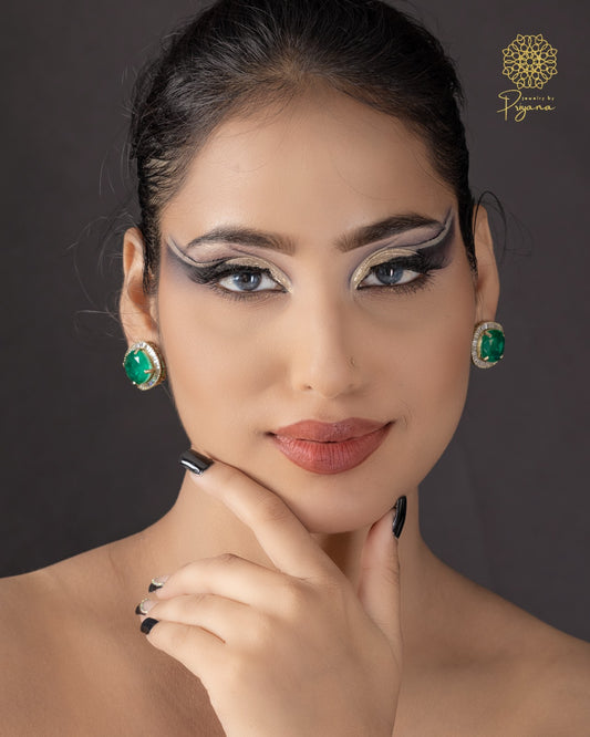 Moonay  Stud Earrings