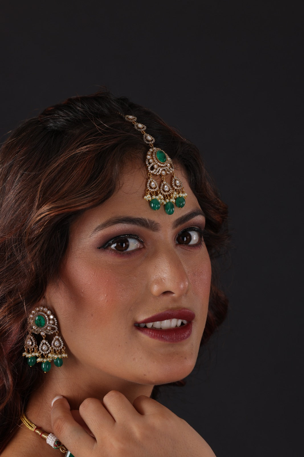 DEVIKA NECKLACE SET