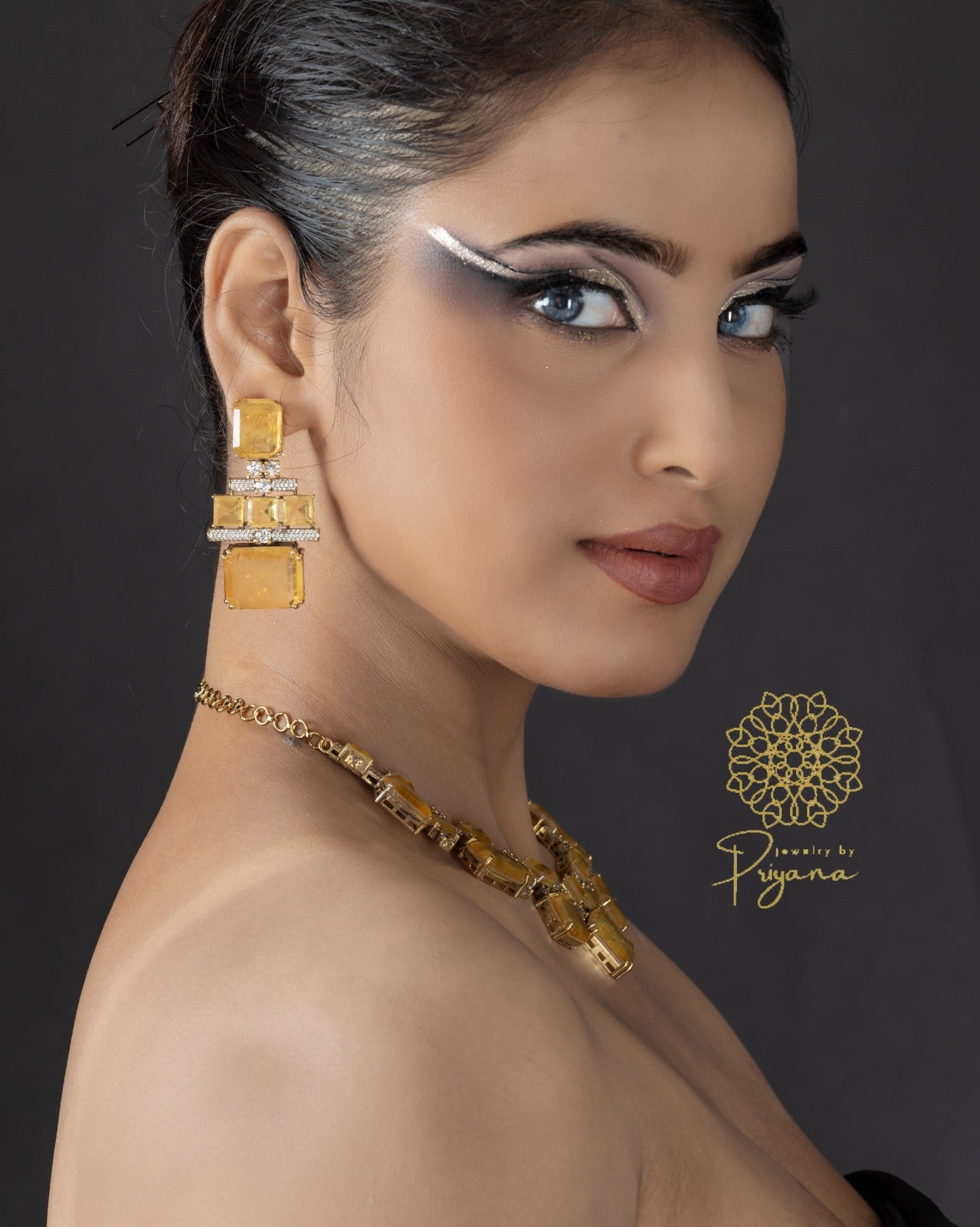 Mehma Statement Choker Set