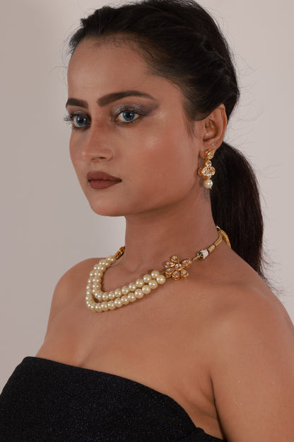 Noorika Pearl Choker Set
