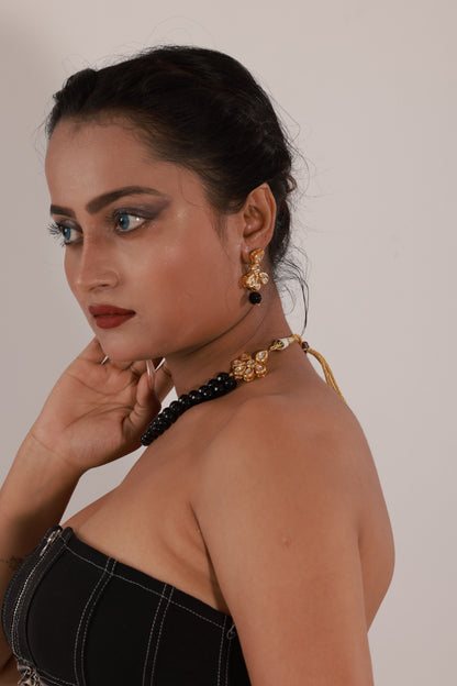 Kavya Kundan Choker Set