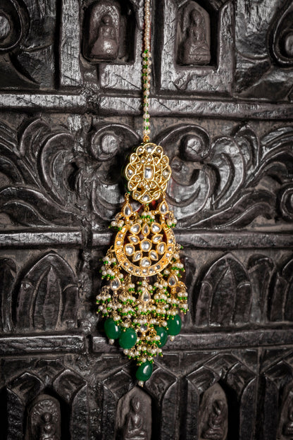 EMERALD ELEGANCE CHAND - MAANG TIKKA